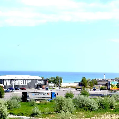 Luna Rossa Sumerland *