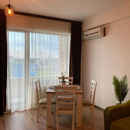 Luna Rossa Sumerland