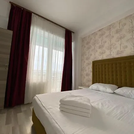 Luna Rossa Sumerland *