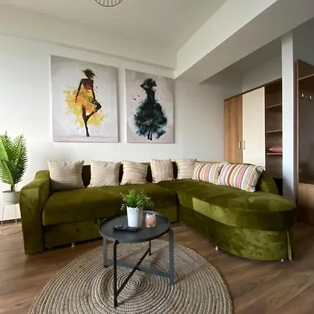 Luna Rossa Sumerland