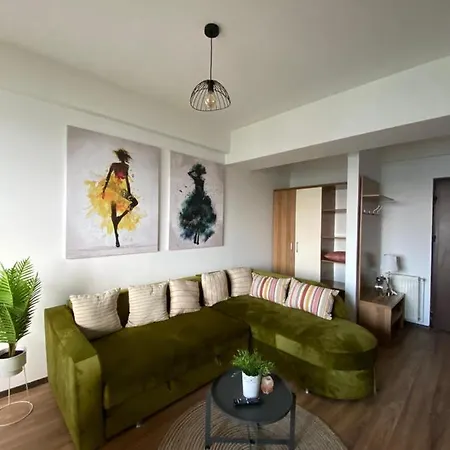 Luna Rossa Sumerland Apartment