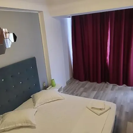 Luna Rossa Sumerland Apartment Mamaia