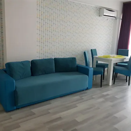 Luna Rossa Sumerland *